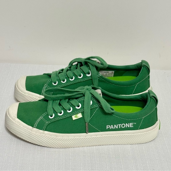 Cariuma Pantone Green Canvas OCA Low Lace Up Sneaker Shoes Women's Size 8 - Picture 3 of 13